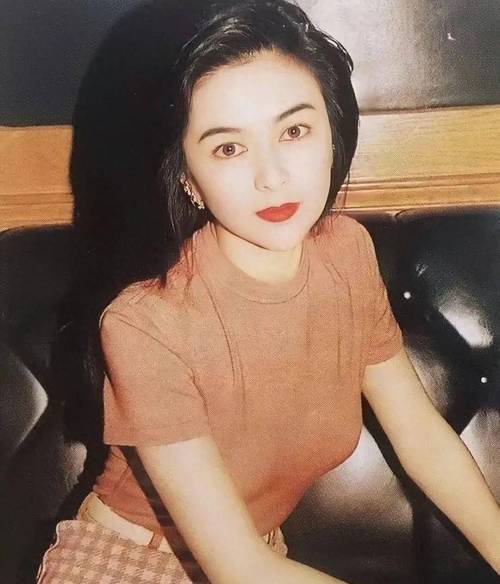 收集各类澳门彩资料的软件叫什么:关之琳62岁状态